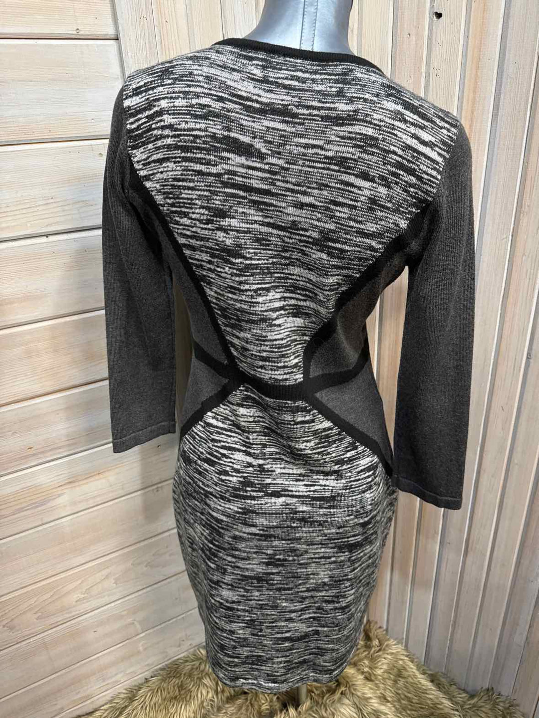 M - Calvin Klein Dress