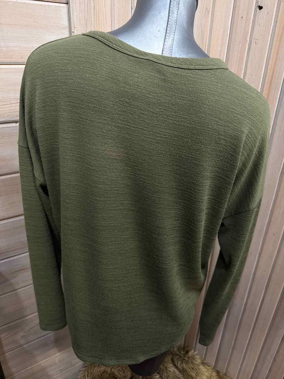 M - Time and Tru Long Sleeve