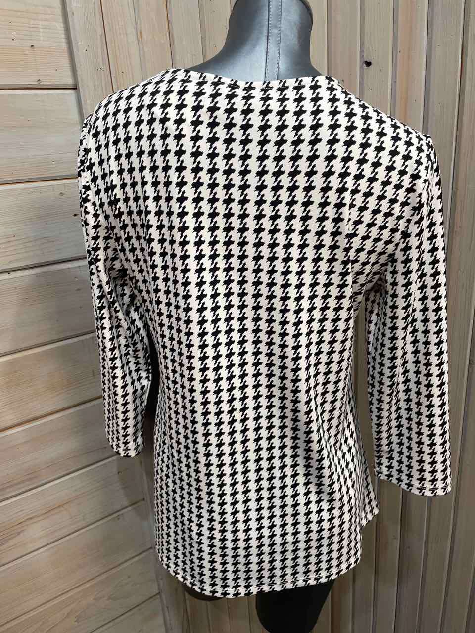 L - Elle 3/4 Sleeve