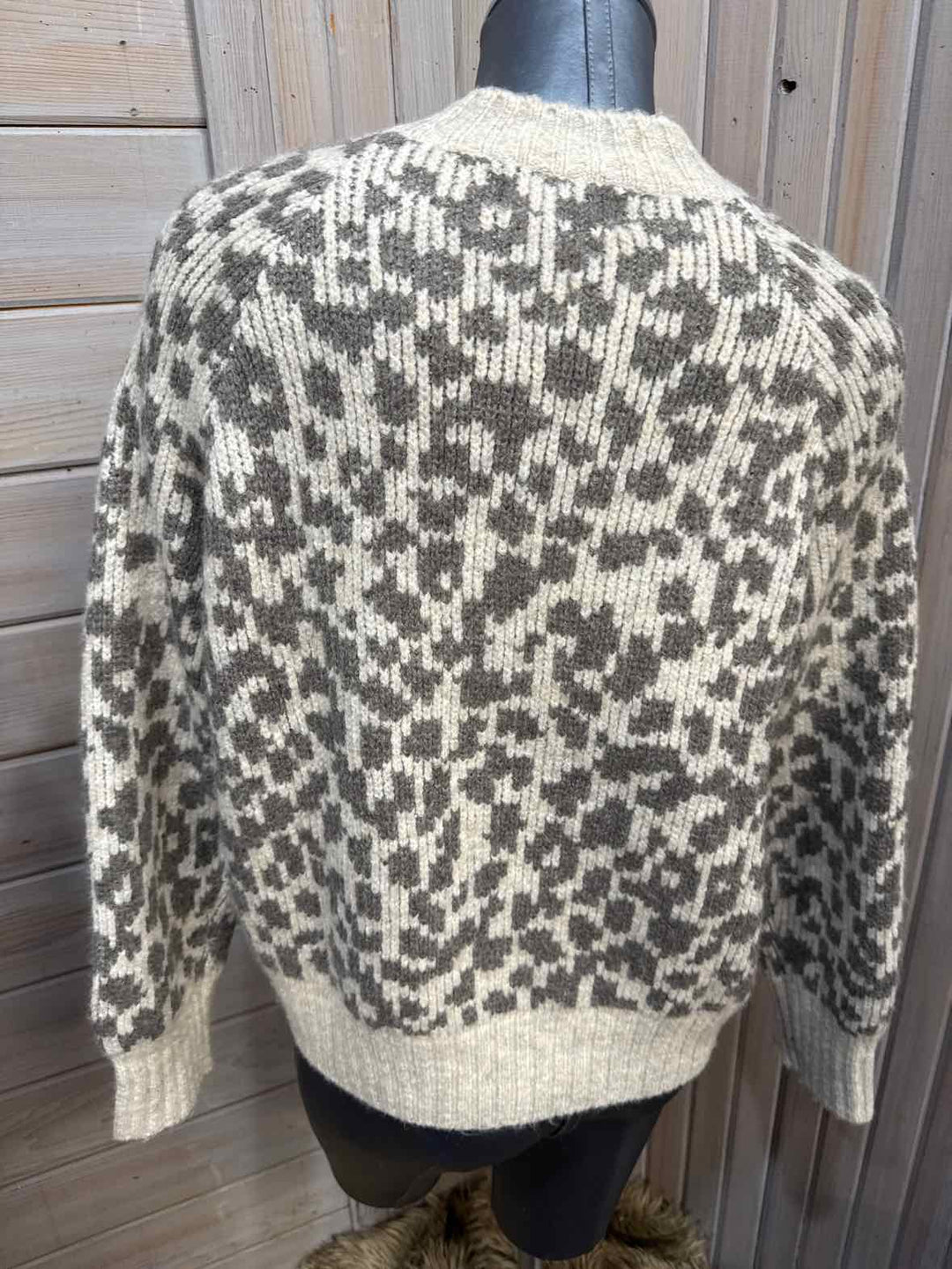 S - Old Navy Sweater