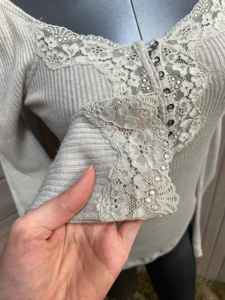 S - Wishlist Long Sleeve