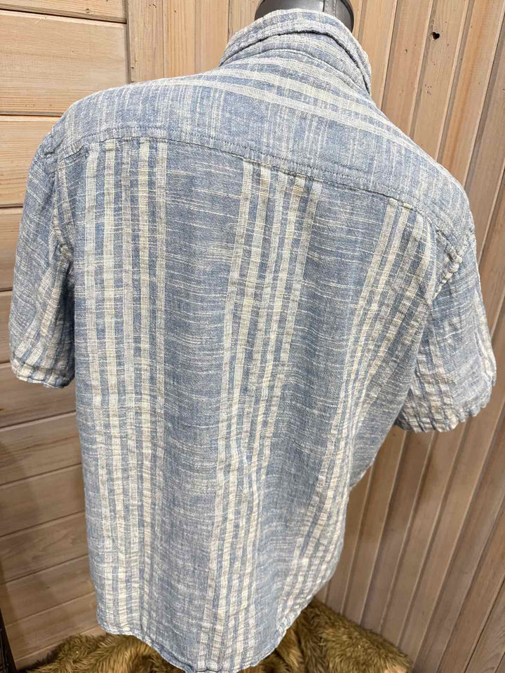 L - Weatherproof Vintage Button Down Shirt