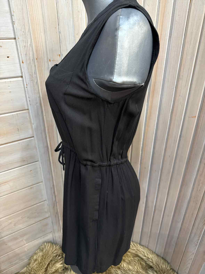 M - Loft Dress