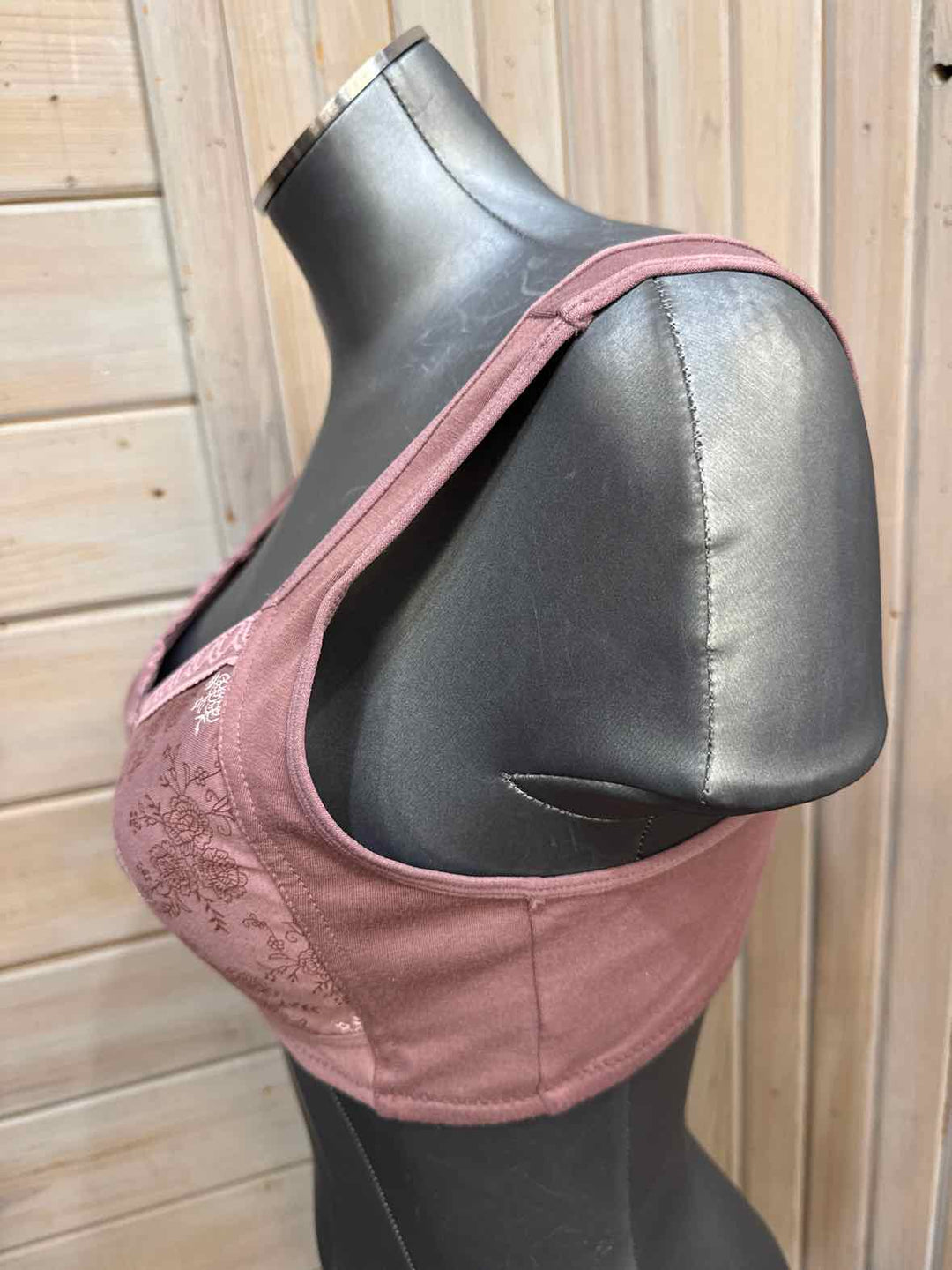 L - Unbranded Bra