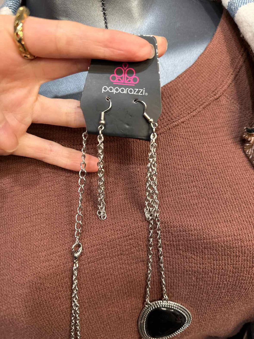 Jewelry - Paparazzi Necklace & Earring Set