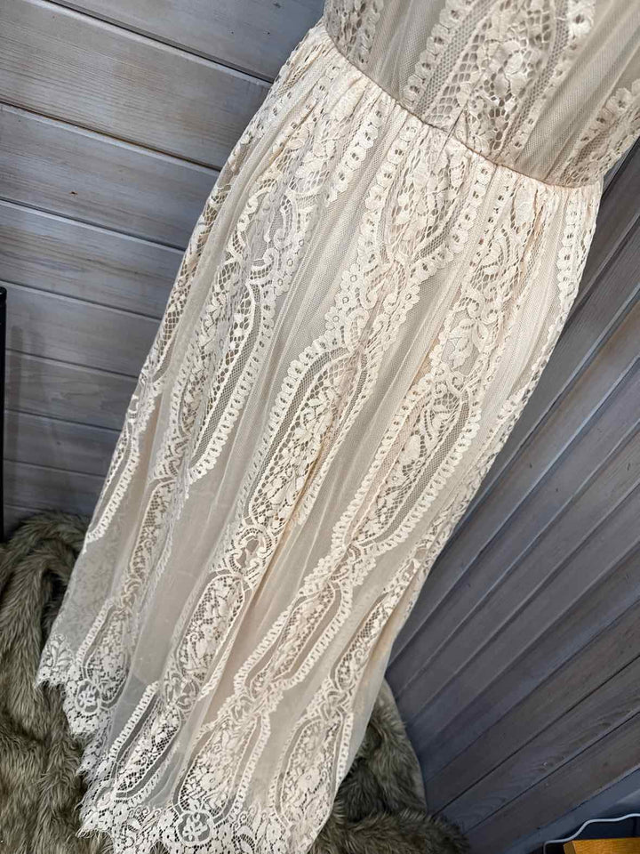 L - Merokeety Dress