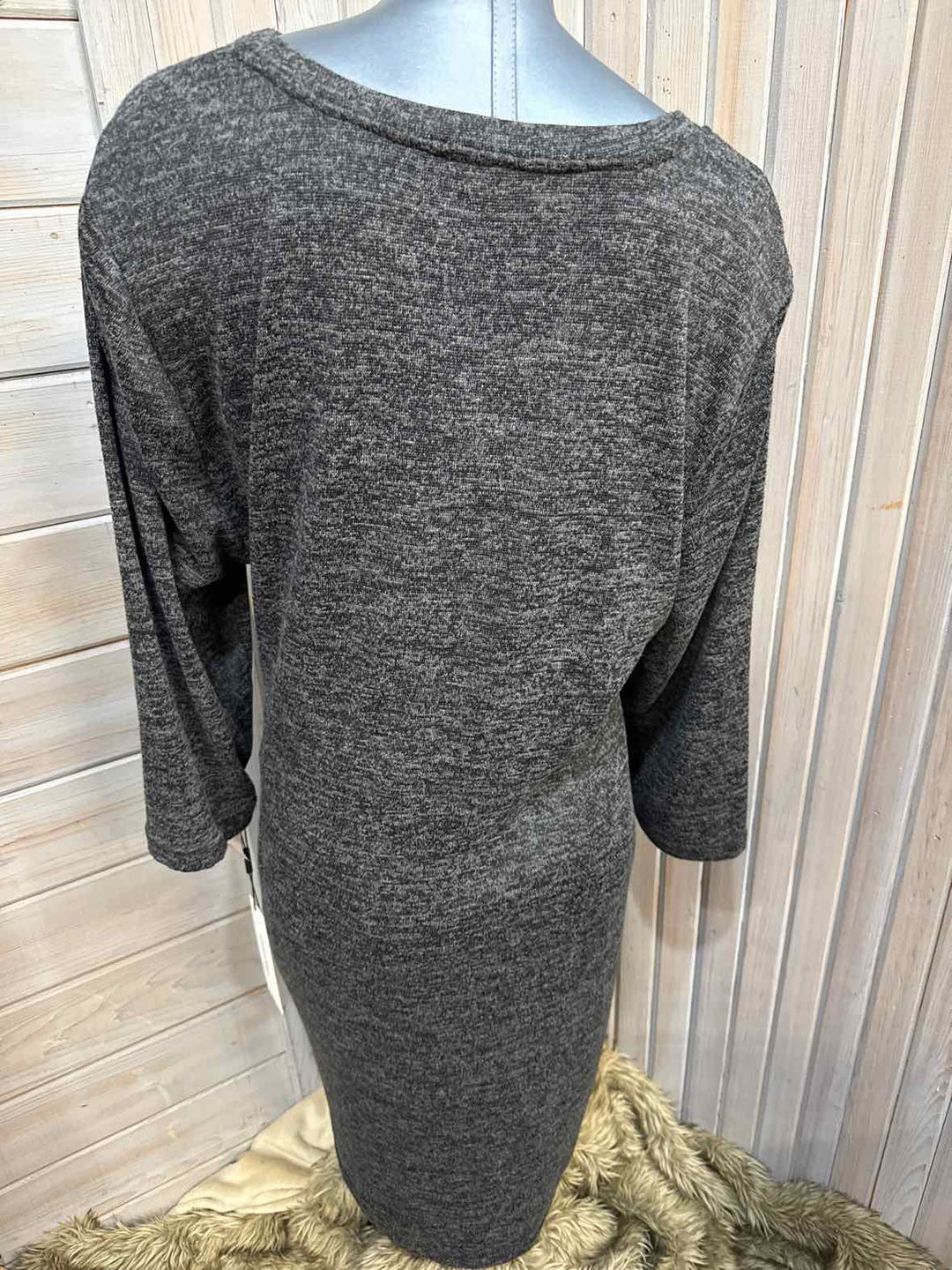 20W - Calvin Klein Dresses