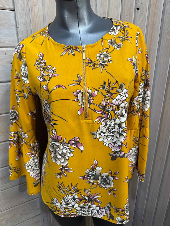 S - Apt. 9 Bell Sleeve