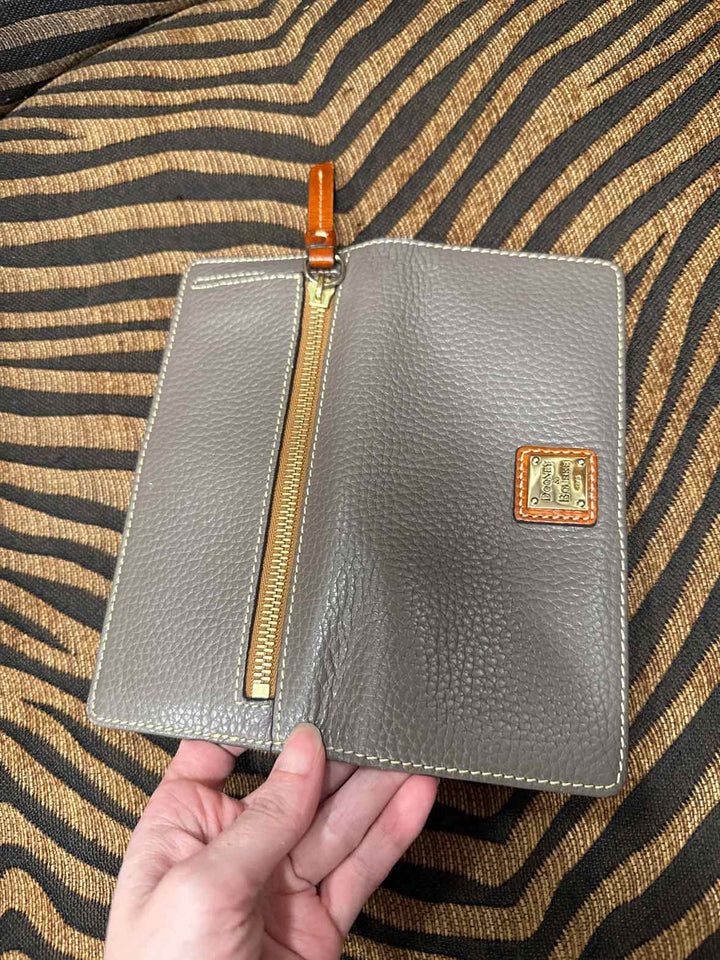 Accessories - Dooney & Bourke Wallet