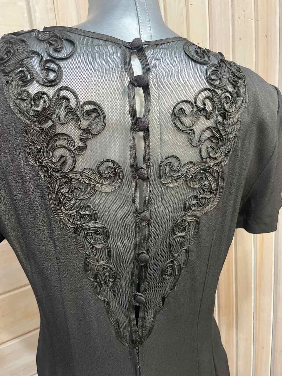 12 - S.L.Fashions Dress