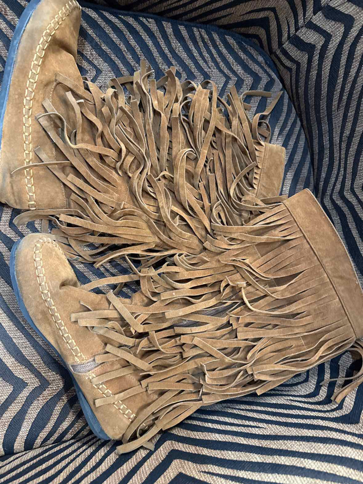 8 Fringe Boots