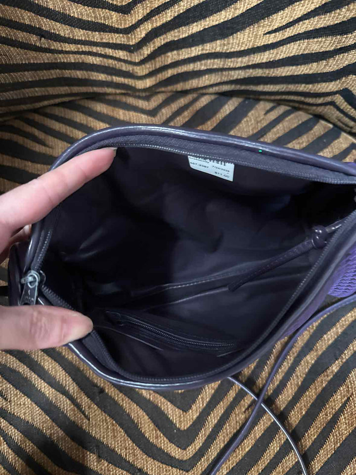 Purse - Unbranded Crossbody