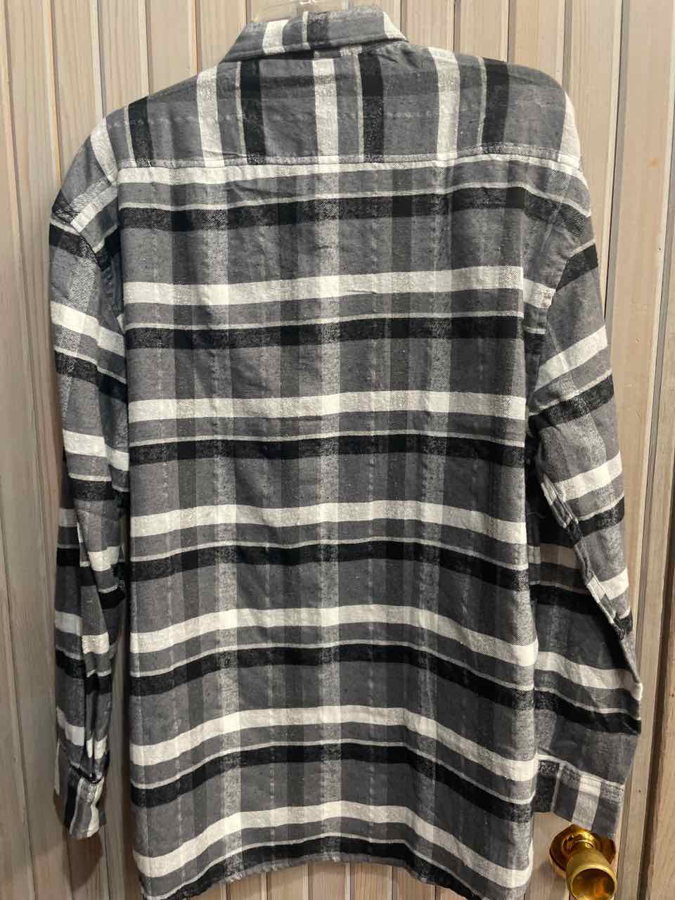 XL - Canyon Creek Long Sleeve Button Up