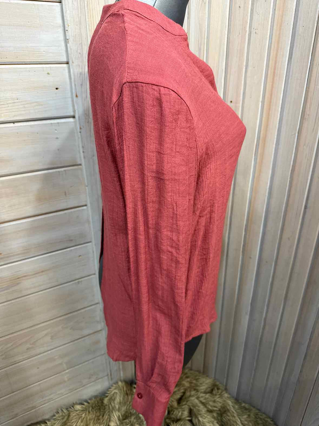 M - Blush J Button Down