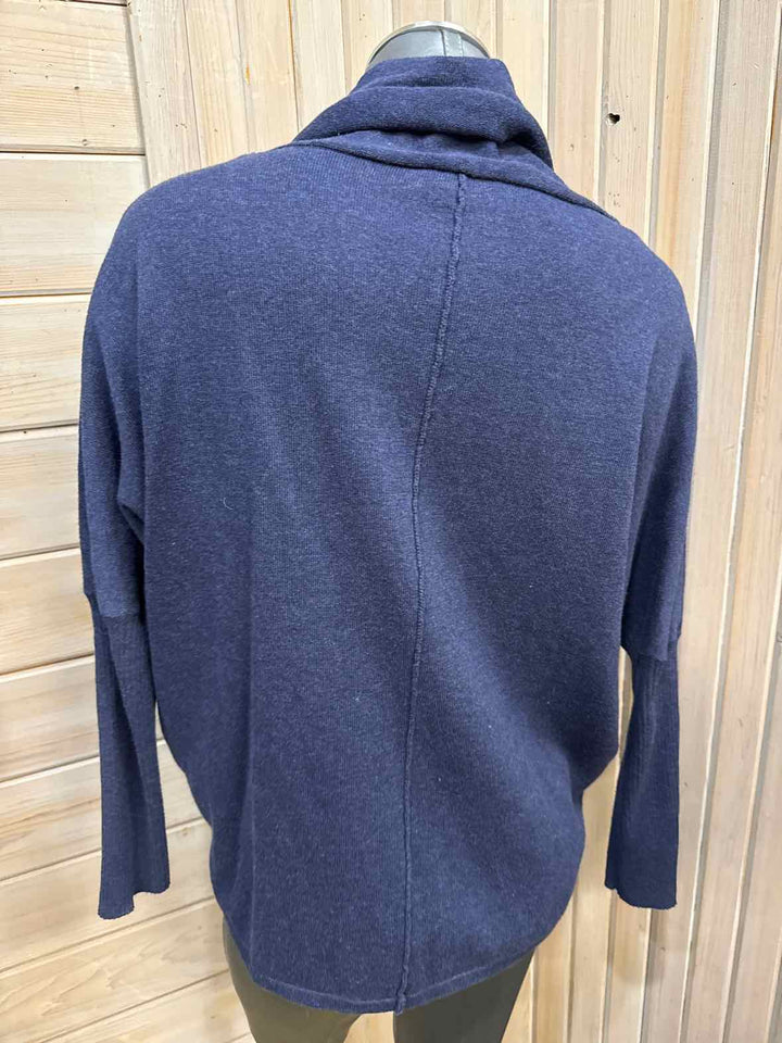 XS Marble Sweater