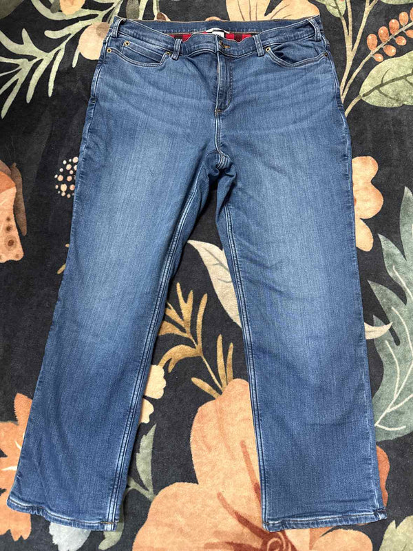 16/29 - Duluth Trading Co. Jeans