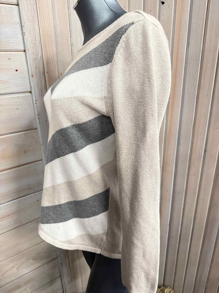L - Liz Claiborne Sweater