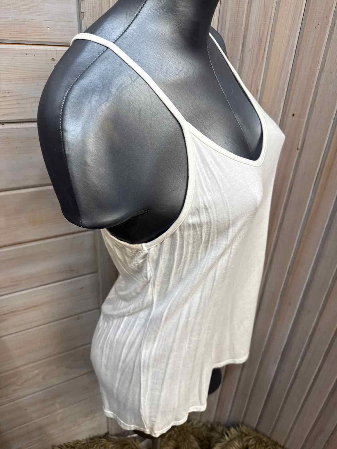 M - Tobrief Tank