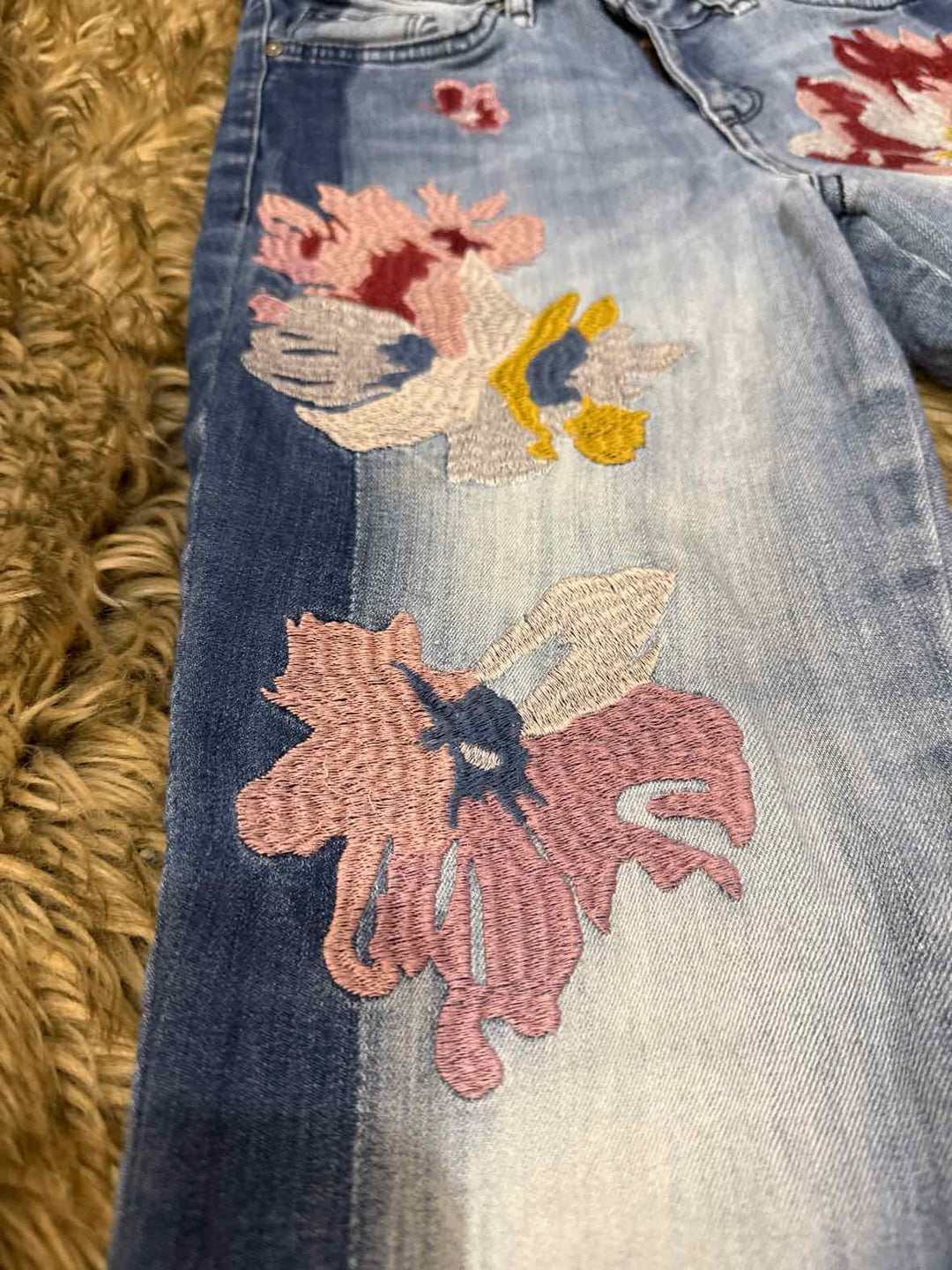 27 - William Rast Jeans
