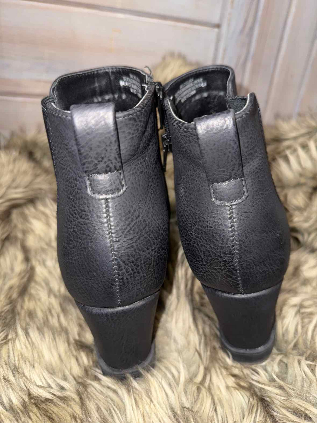 8 - Vintage 7 Eight Wedge