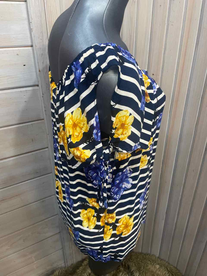 L - Maurices Cold Shoulder