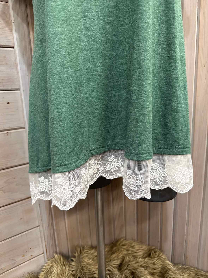 XL - Green Dress with Lace Detail