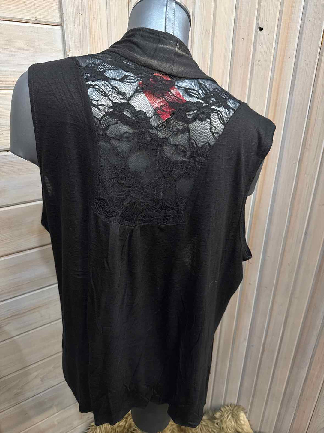 One Size - Unknown Vest