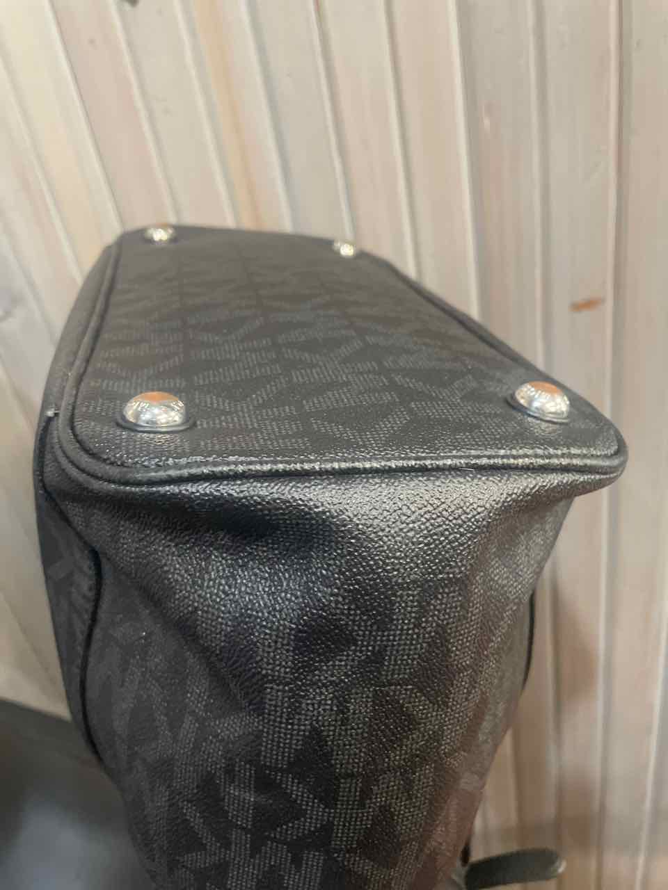Purse - Michael Kors Shoulder Bag