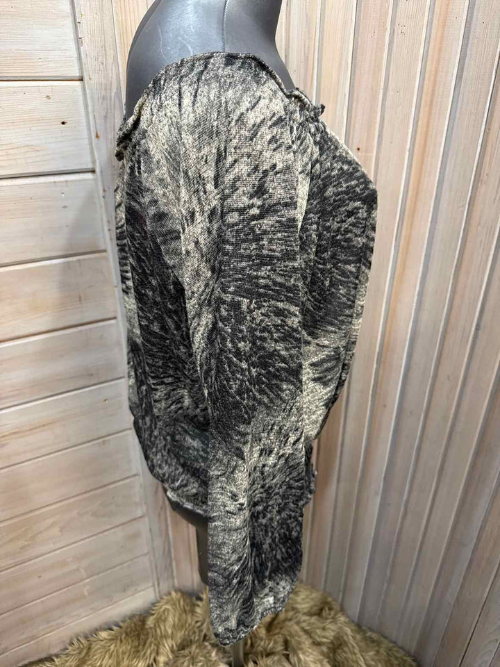 XL - JohnPaulRichard Long Sleeve
