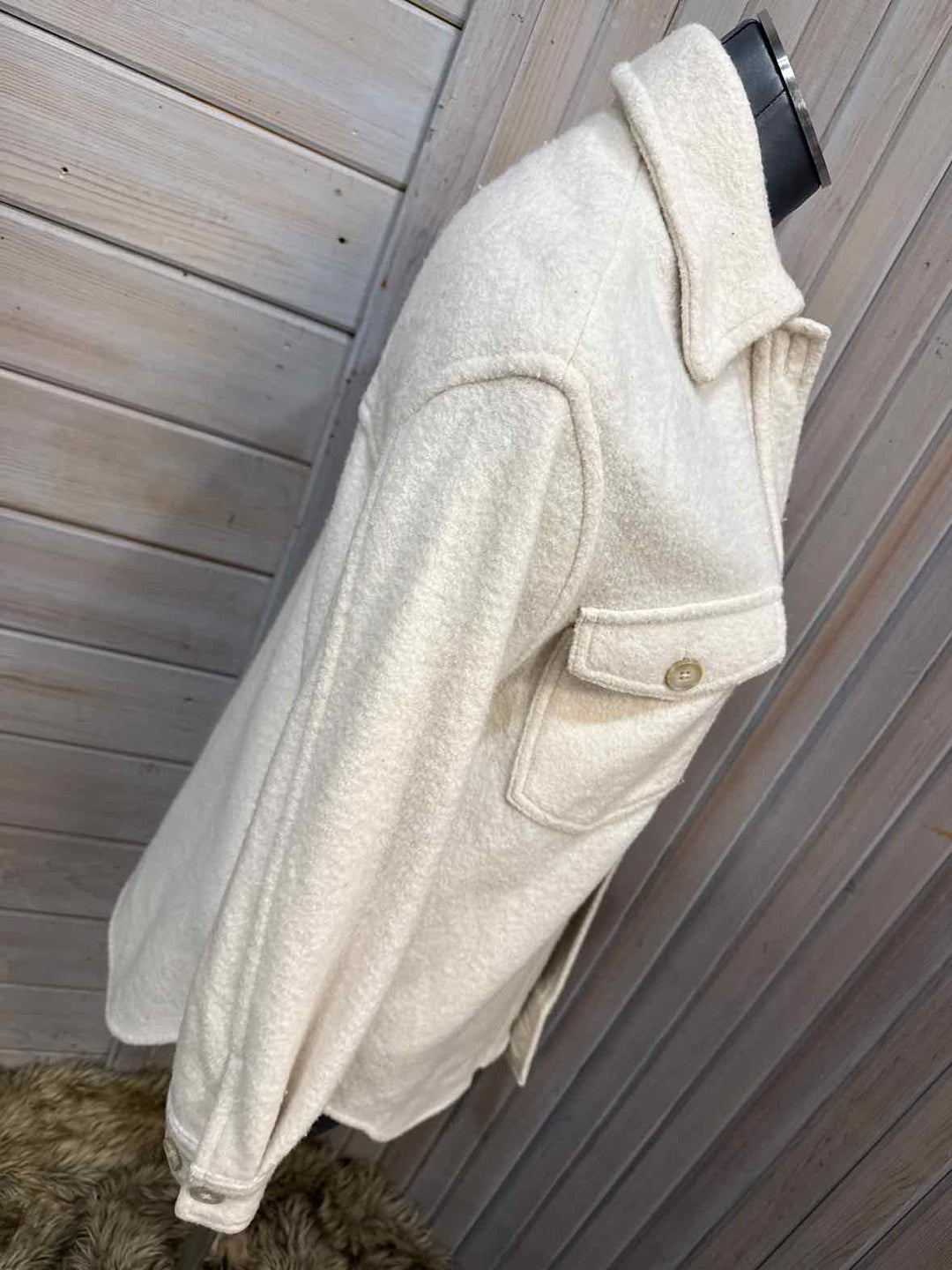 XS - Wilfred Shacket
