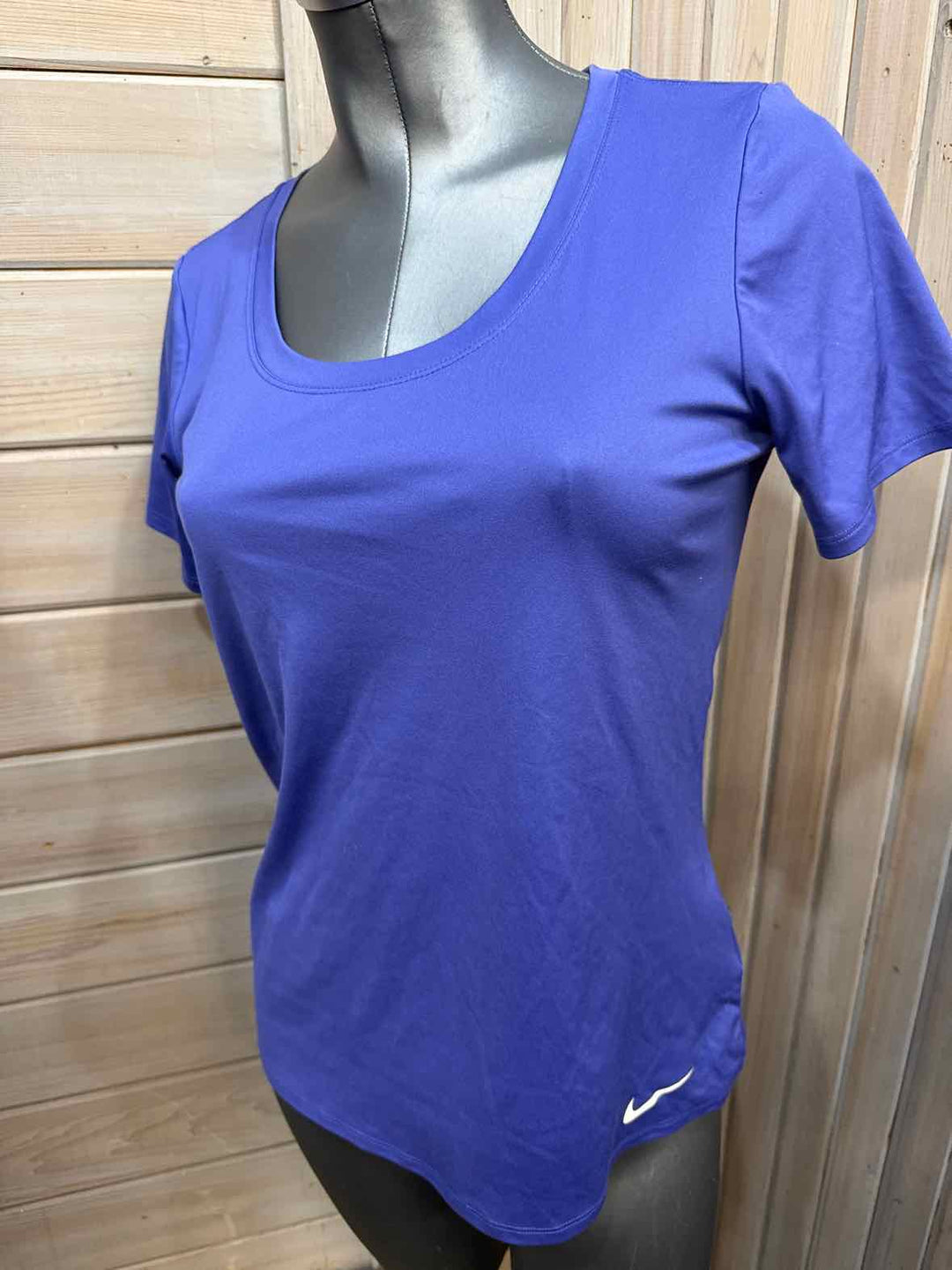 S - Nike T-Shirt