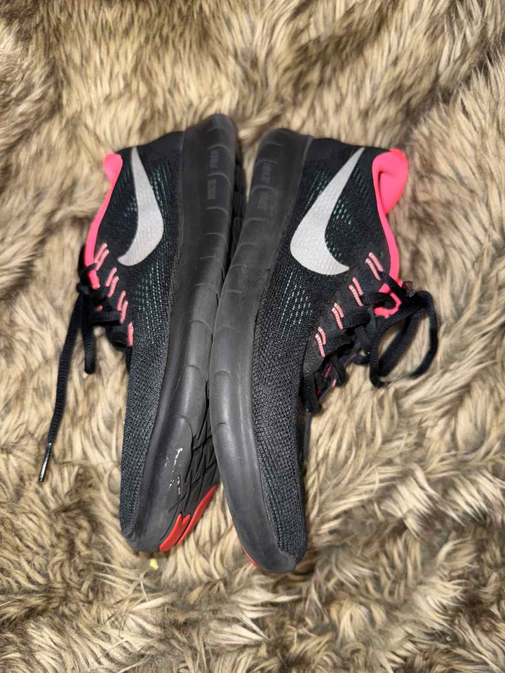 8 - Nike Sneakers