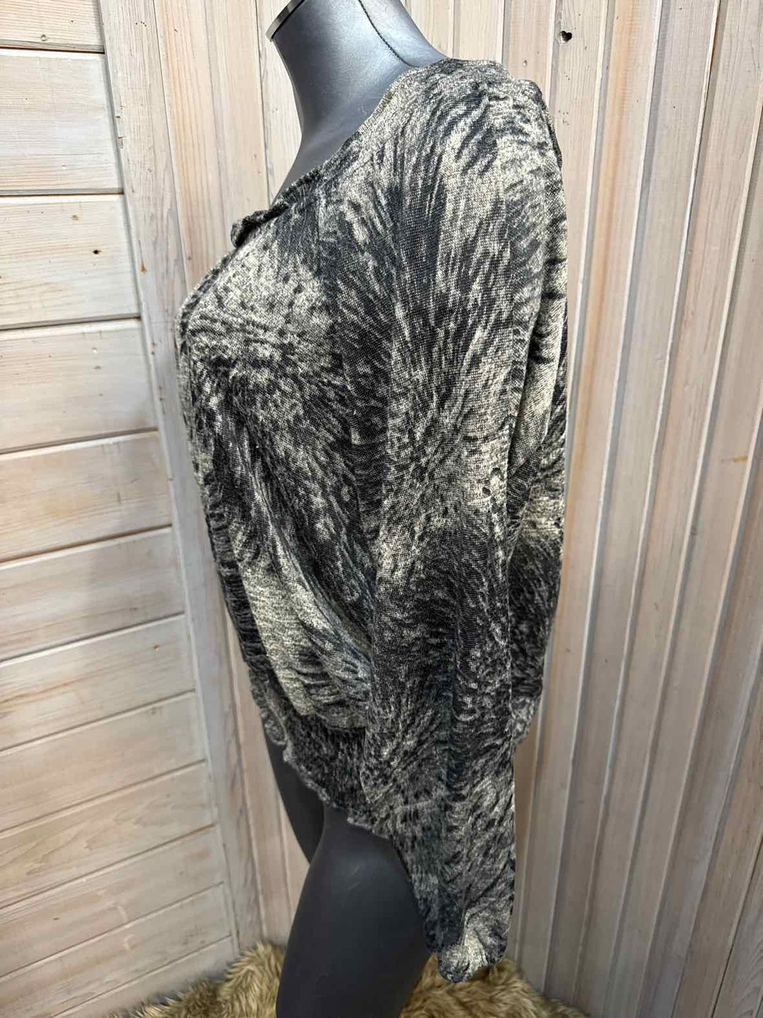 XL - JohnPaulRichard Long Sleeve