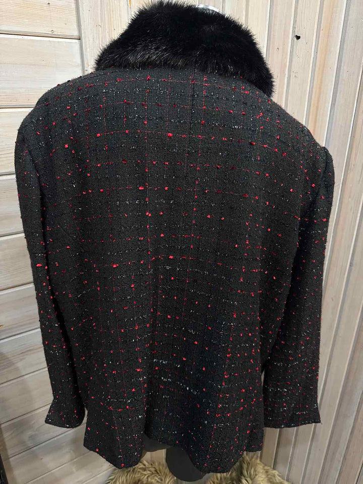 24W - Jessica Howard Jacket