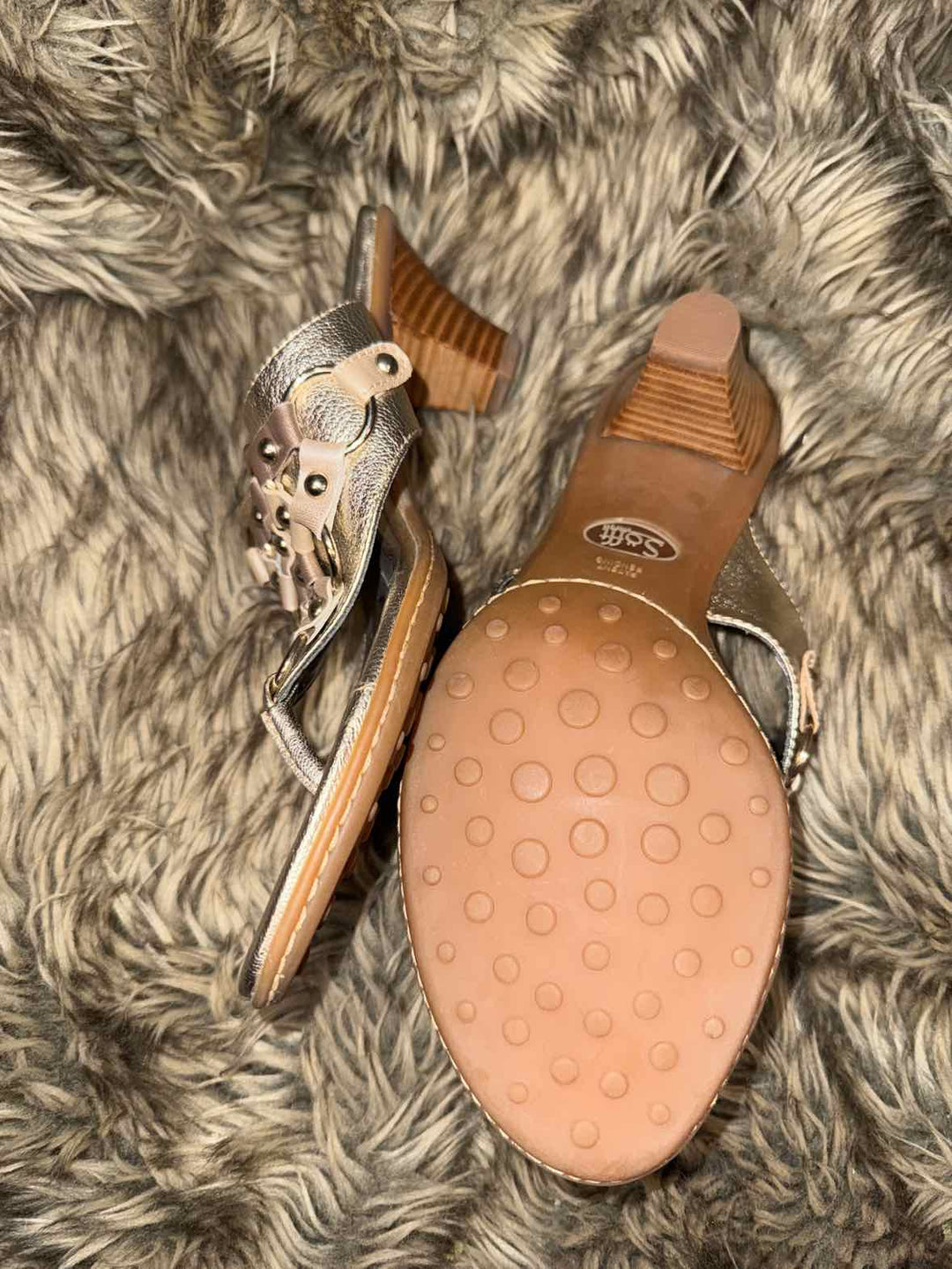 9.5 - Sofft Sandals