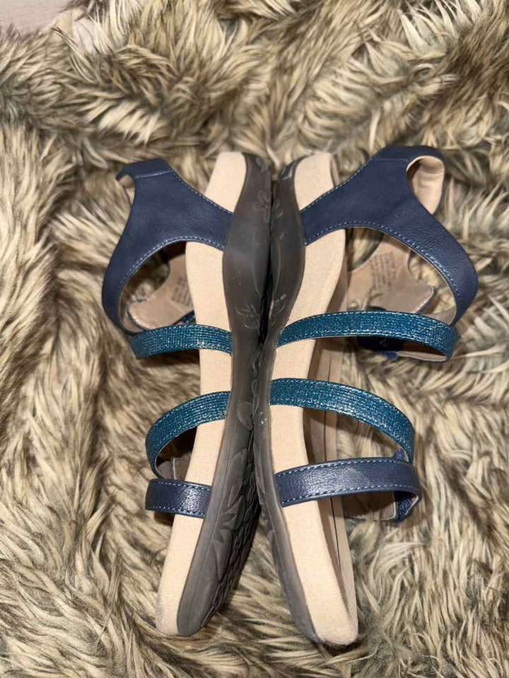 8.5 - Aetrex Sandals