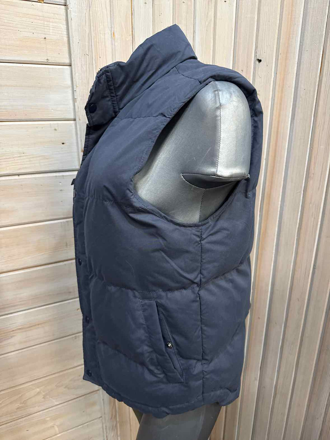 S - St. John's Bay Vest