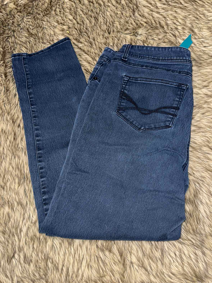 14 - Roz & Ali Jeans