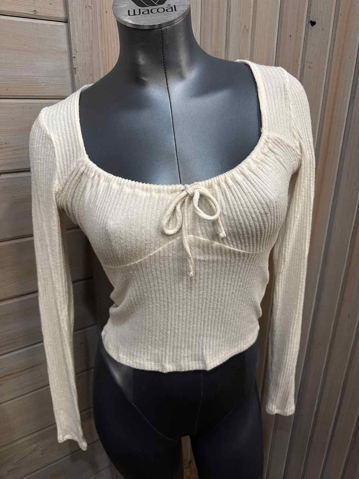 S - Hollister Crop Top