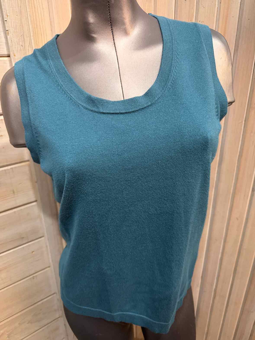 L - Charter Club Tank