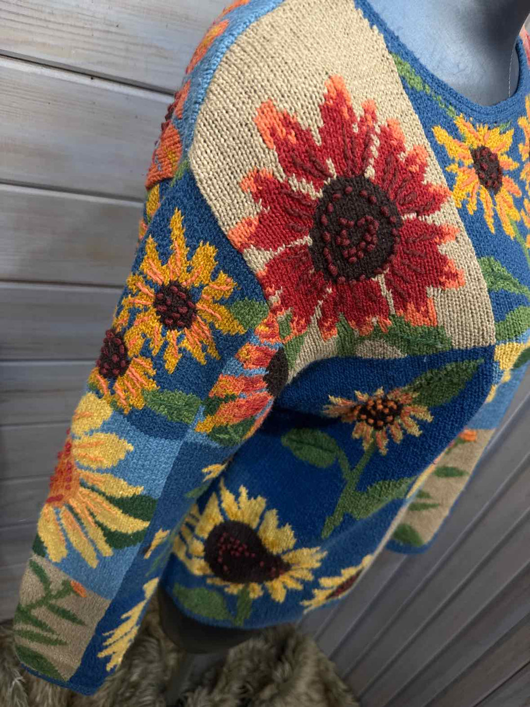 L - Northern Isles Sweater