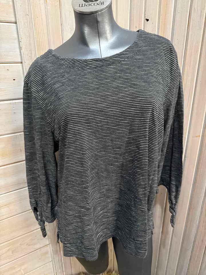 XL - Habitat 3/4 Sleeve