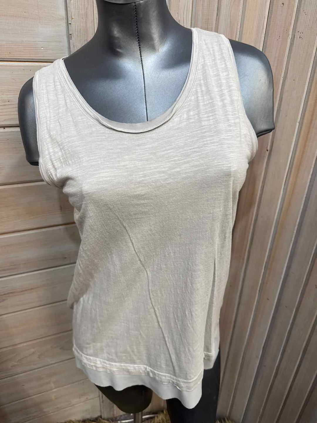 M - Banana Republic Tank