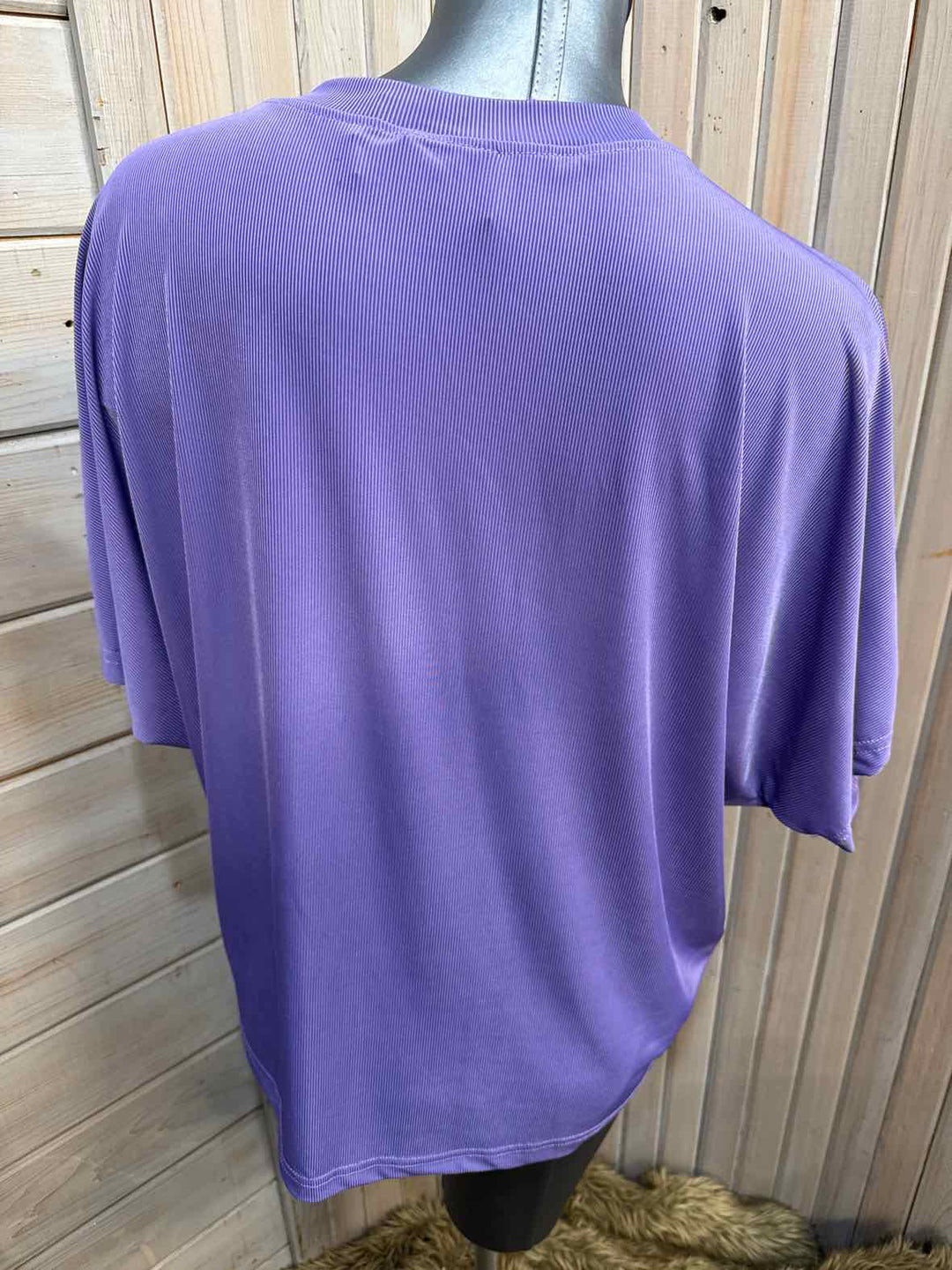 M - Unbranded Bat Sleeve Top