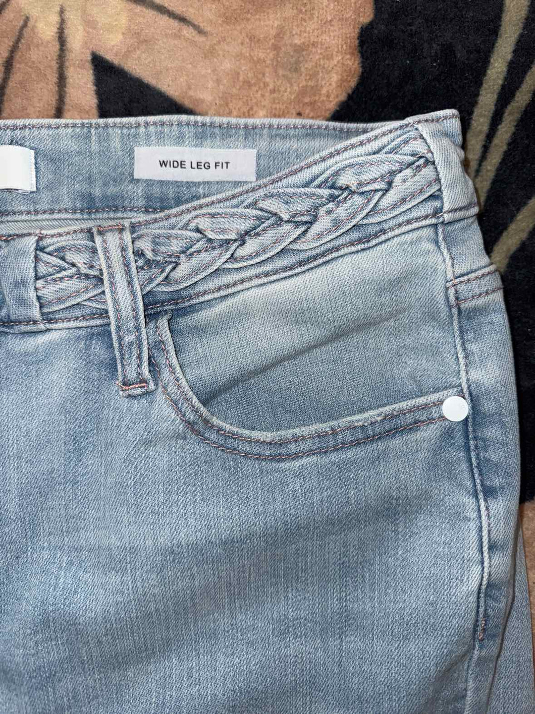 13/31 - Judy Blue Jeans