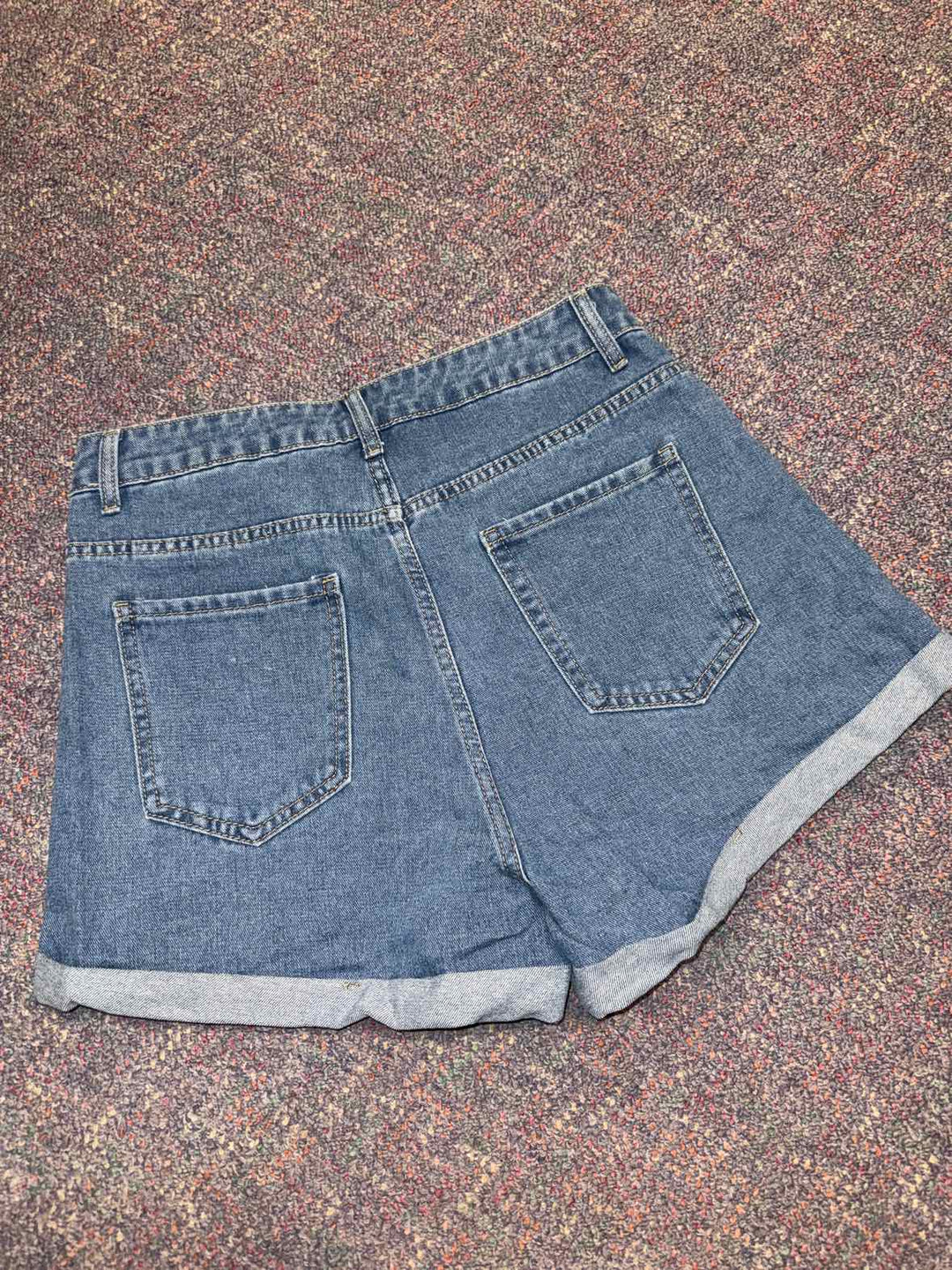 L - Unbranded Shorts