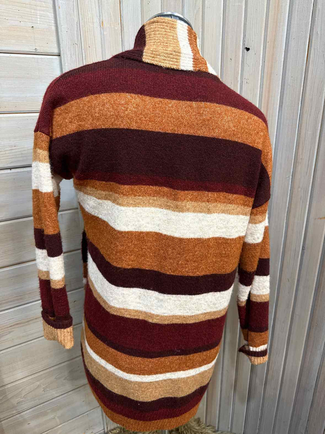 XS - Time and Tru Cardigan