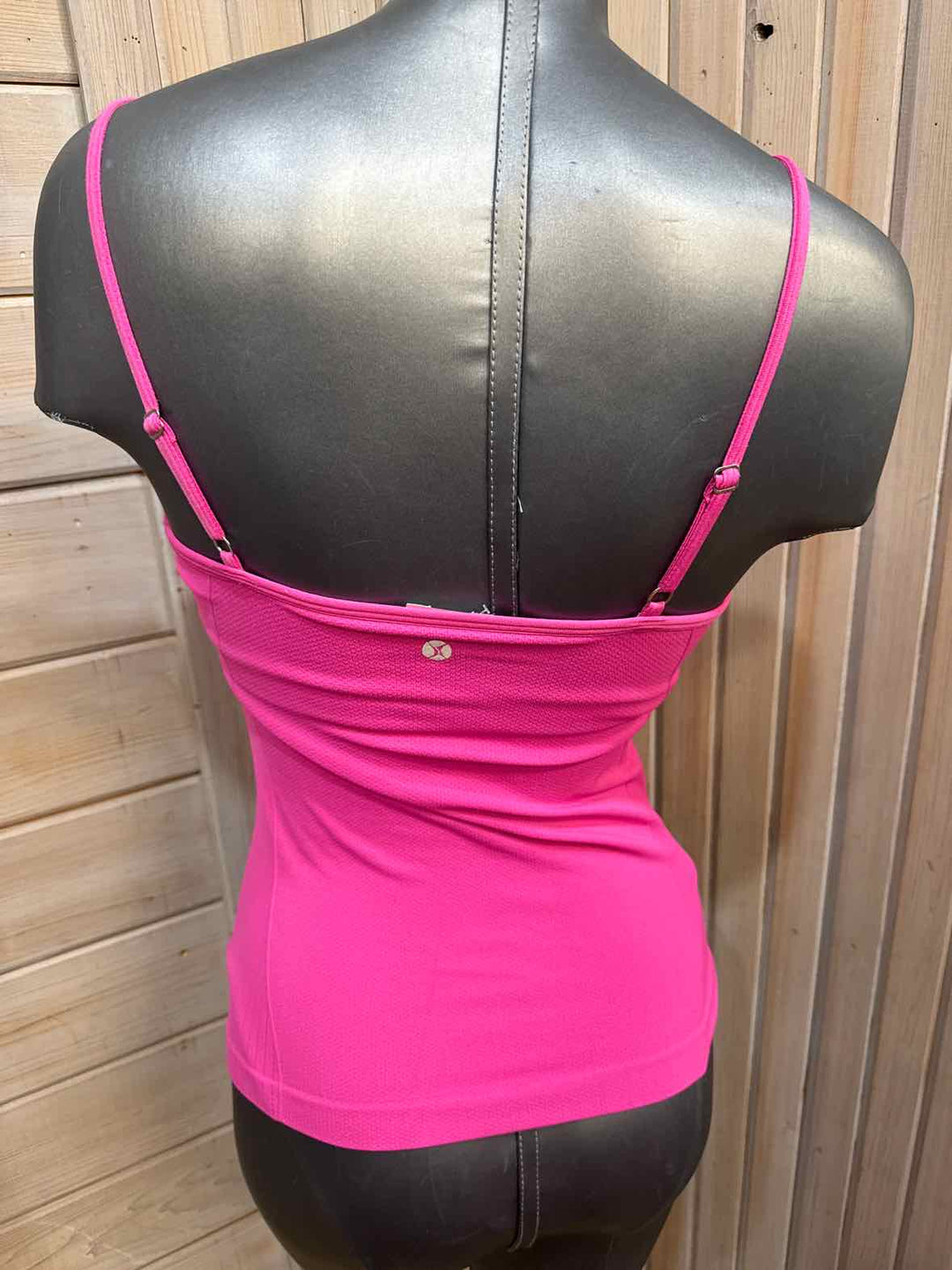 M - Nux Tank