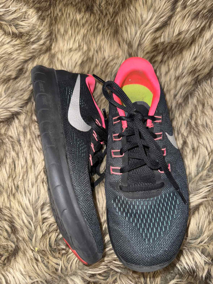 8 - Nike Sneakers