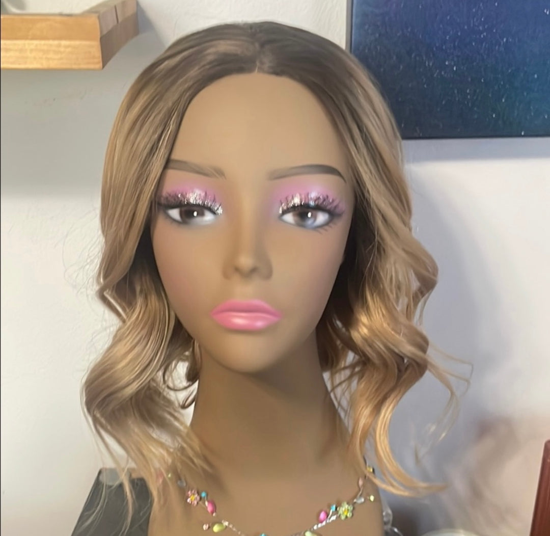 Sapphire Wigs - Elegant Ombré (Brown/Caramel)